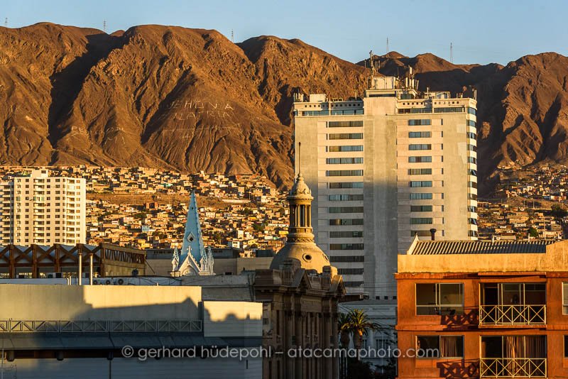 Evening impression of Antofagasta city with churches and highrisers, Atacama desert (D5C3474.jpg) Evening impression of Antofagasta city with churches and highrisers, Atacama desert (D5C3474.jpg)