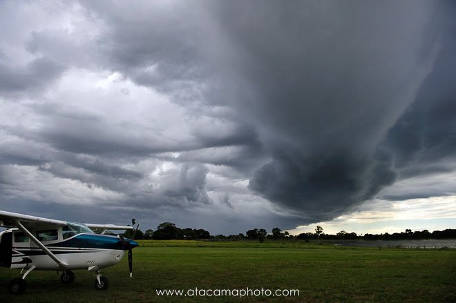 Preview cumulus-cloud-band-rain-storm-pantanal-cessna.jpg