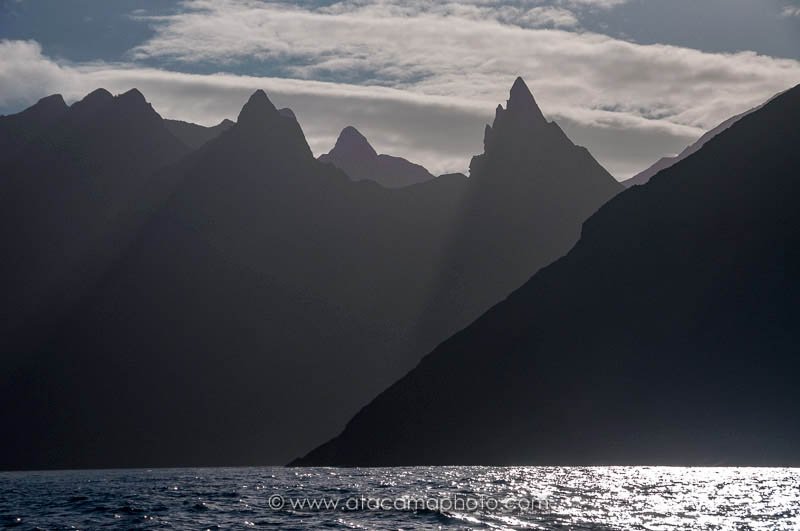 Cerro Tres Puntas, Robinson Crusoe Island